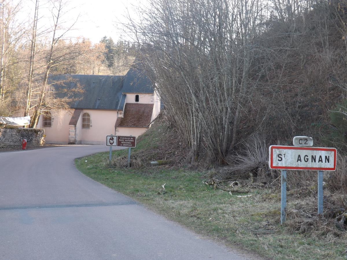 La Vieille Auberge du Lac Saint-Agnan  Exterior foto