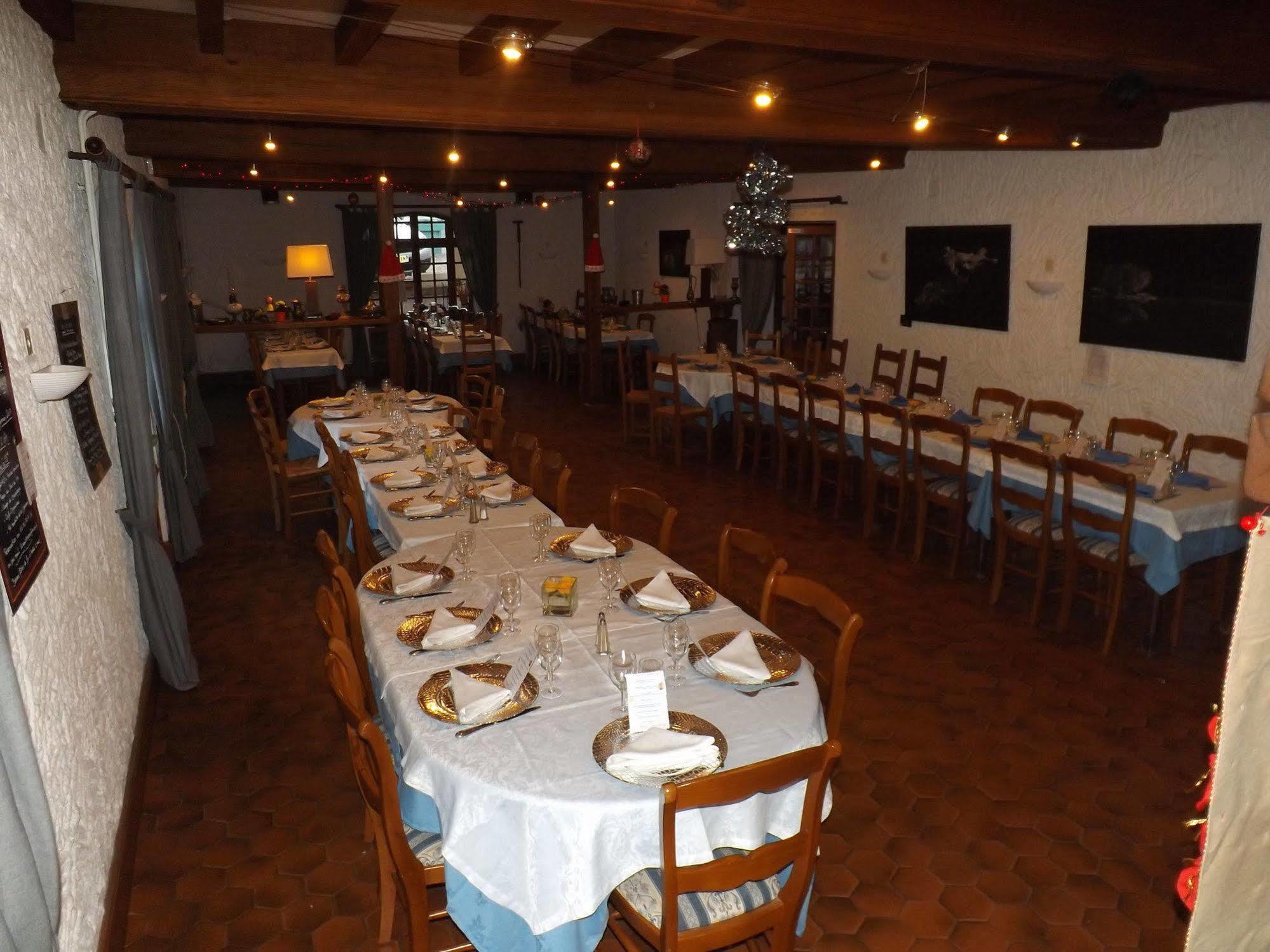 La Vieille Auberge du Lac Saint-Agnan  Exterior foto