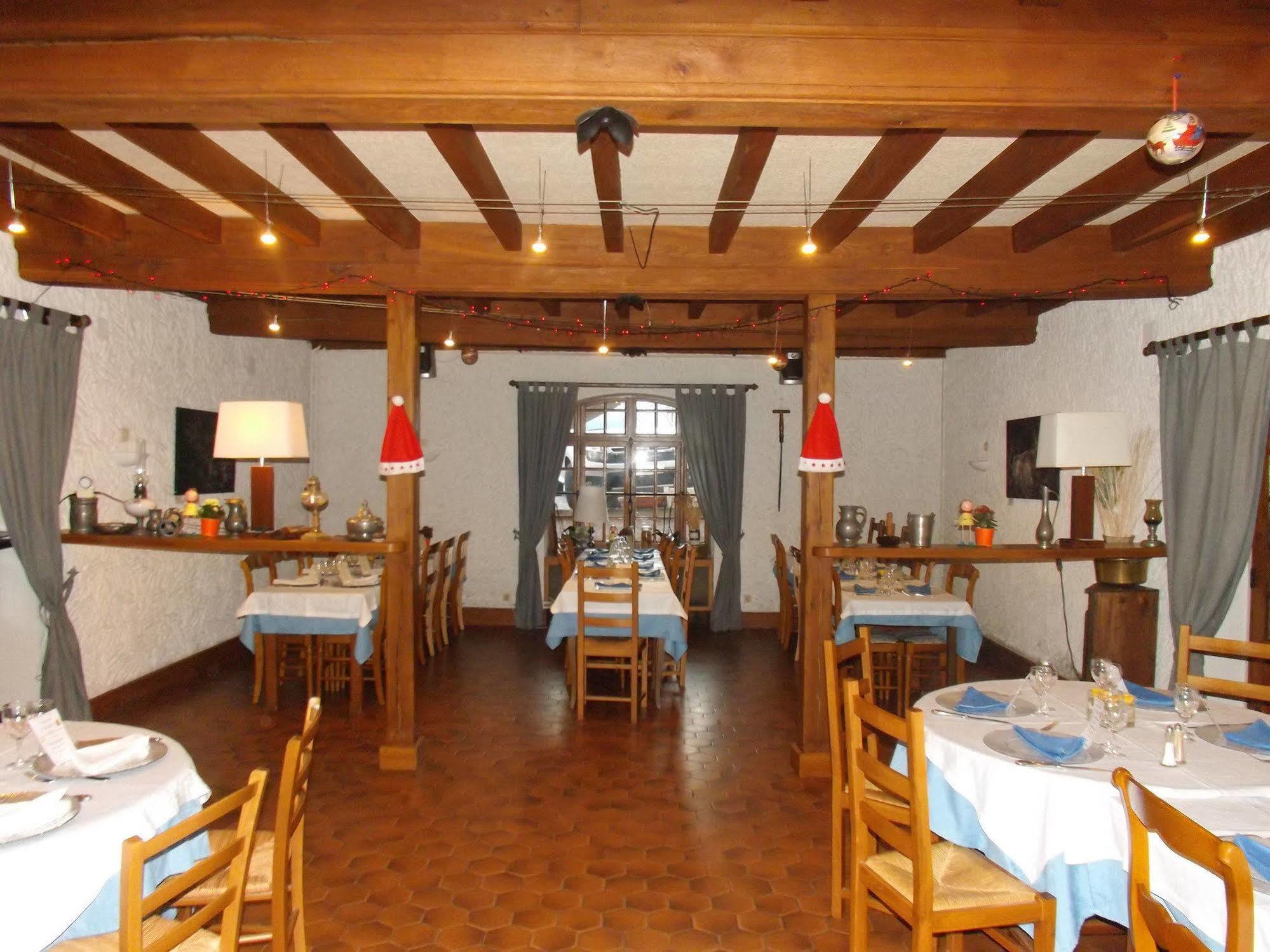 La Vieille Auberge du Lac Saint-Agnan  Exterior foto
